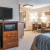 Отель Bluffton Inn and Suites, фото 4
