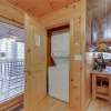 Отель Bear Paws - Two Bedroom Cabin, фото 9