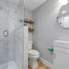 Отель Downtown Getaway - Unit A, фото 4