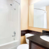 Отель Howard Johnson Inn & Suites Miramichi, фото 9