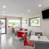 Отель Econo Lodge Crestview, фото 35