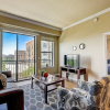 Отель FRONTDESK Oakwood Residence Apts Uptown Dallas, фото 17