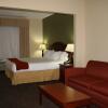 Отель Holiday Inn Express and Suites Greenville, an IHG Hotel, фото 2