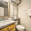 Отель Tahoe Donner Studio w/ Private Balcony!, фото 10