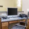 Отель Comfort Inn & Suites Cedar Rapids North - Collins Road, фото 30