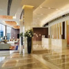 Отель New World Hotel Jing Guang, фото 1