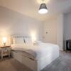 Отель Contemporary Home in Friendly Easton, Free Parking, фото 6