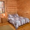 Отель Life Is Good 4 Bedroom Cabin, фото 16