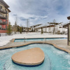 Отель Granby Retreat w/ Community Pool: Ski-in/ski-out!, фото 1