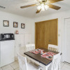 Отель Peaceful Home w/ Yard: 13 Mi to Downtown Houston!, фото 6