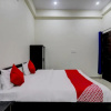 Отель OYO Flagship 805253 Roister Inn, фото 2