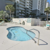 Отель Long Beach by Book That Condo, фото 43