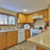 Отель The Chalet On West Park: Ski Chalet For Families, Close To Resort 5 Bedroom Chalet, фото 18