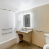 Отель Best Western Plus Grand Castle Inn & Suites, фото 9