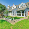 Отель Chic Murrells Inlet Getaway ~ 2 Mi to Marsh Walk!, фото 1