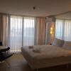 Отель Comfy Brand-new Seaview Studio In Orbi Twin Tower в Батуми