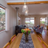 Отель Oceanfront bungalow 3 br/2 ba, Wifi Fireplace: Guppy Huys, фото 5