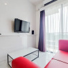 Отель Nice And Comfy Studio Room At Sky House Bsd Apartment, фото 5