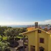 Отель Villa on top of a Hill With an Enchanting View of Lake Bolsena в Монтефьясконе