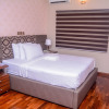 Отель Mahogany Hotel and Suites, фото 4