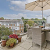 Отель Superb Apartment With Terrace Near the River in Putney by Underthedoormat, фото 16