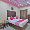 Отель OYO 37477 D K Guest House, фото 5