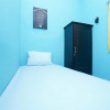 Отель OYO Life 2905 Kost Semampir Tengah, фото 6
