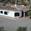 Отель Villa With 3 Bedrooms in El Chorro, With Wonderful Mountain View, Priv в Алоре