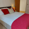 Отель Stylish City 2 Bed, 2 Bath, FREE PARKING & WiFi, фото 8