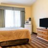 Отель Econo Lodge Inn & Suites, фото 18