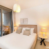 Отель LUX 52 42 Deluxe Marina View Suite 2, фото 15
