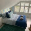 Отель Bournemouth secluded cottage 10mins walk to beach, фото 4