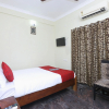 Отель OYO 8645 Syeds Inn, фото 4