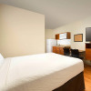 Отель Extended Stay America Select Suites - Lake Worth, фото 20