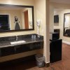 Отель Convention Center Inn and Suites, фото 14