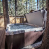 Отель Just Right Cabin - 2 Br cabin by RedAwning, фото 17