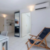 Отель Comfortable 1 Bdr Downtown - AC & Parking, фото 4