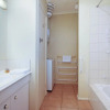 Отель Snowstream Riverside Apartments - Unit 3, фото 5