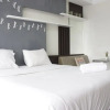 Отель Modern & Contemporary Studio At Beverly Dago Apartment Near Itb, фото 2