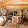 Отель Grizzly by Avantstay Rustic Big Bear Cabin w/ Hot Tub & Pool Table, фото 5