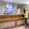 Отель Holiday Inn Express And Suites Concordia Us81, фото 2