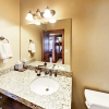 Отель Well-Appointed Gem - 3 Br Townhouse, фото 11