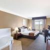 Отель Comfort Suites Plainview, фото 34