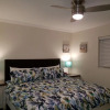 Отель Coral by the Sea 3052, Two bedroom home, Sleeps 6, Private Yard, Walk, фото 7
