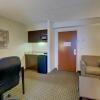Отель Comfort Suites University Blacksburg, фото 4