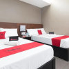 Отель RedDoorz Plus near Laoag International Airport, фото 11