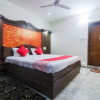 Отель OYO 24696 Green Point, фото 4