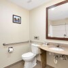 Отель Comfort Suites University, фото 43