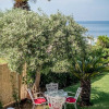 Отель Oikia Eleanthi - Beachfront Garden Home, фото 1