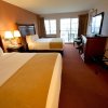 Отель Crown Choice Inn & Suites Lakeview & Waterpark, фото 40